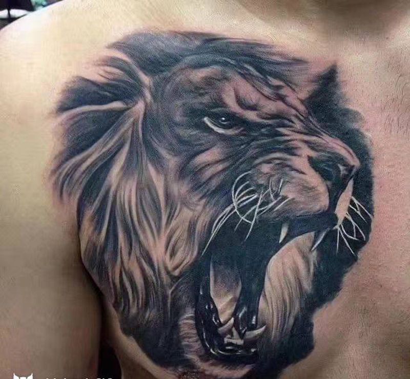 狮子纹身图片_欧美写实纹身图案