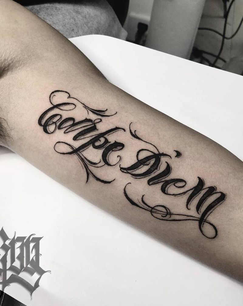 花体字/及时行乐纹身图片_手臂花体字纹身图案