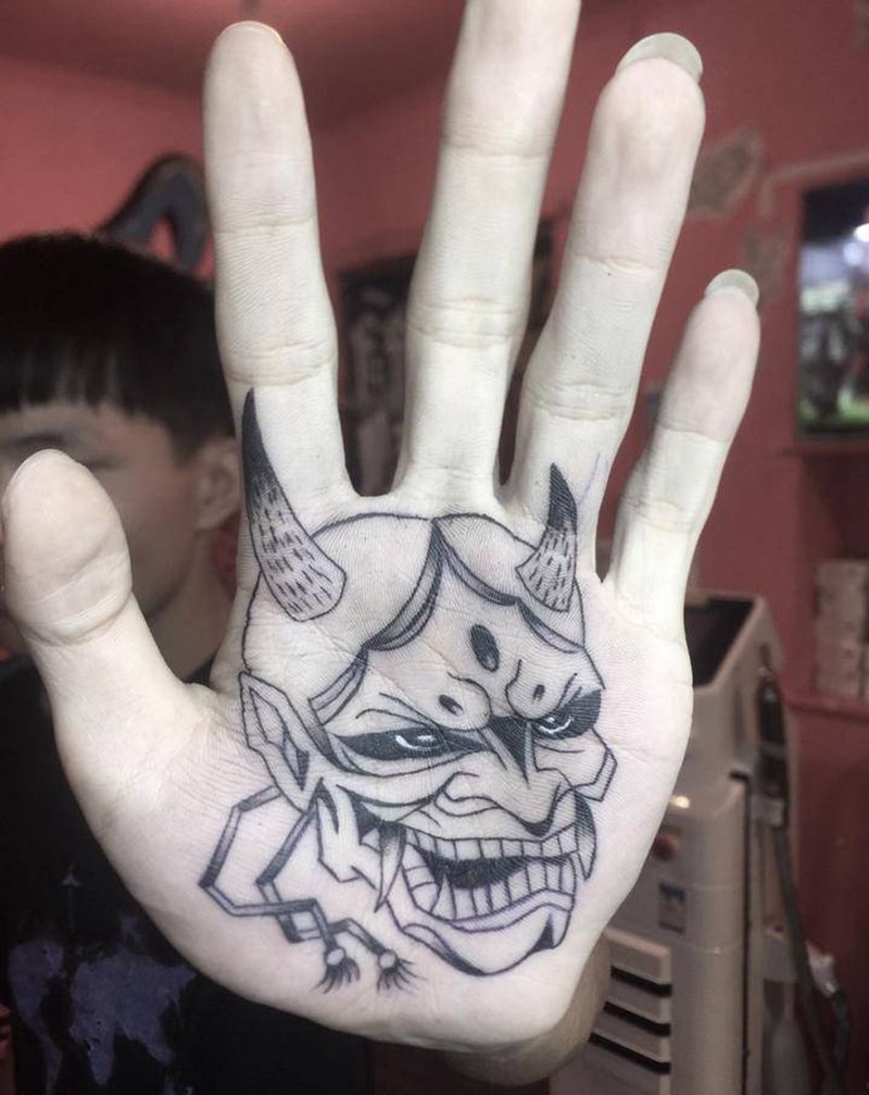 般若纹身图片_手部纹身图案