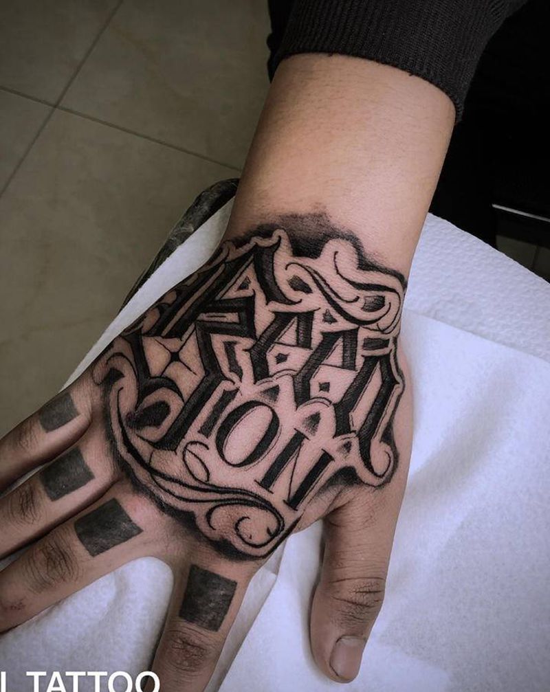 手背/花体字纹身图片_手臂花体字纹身图案