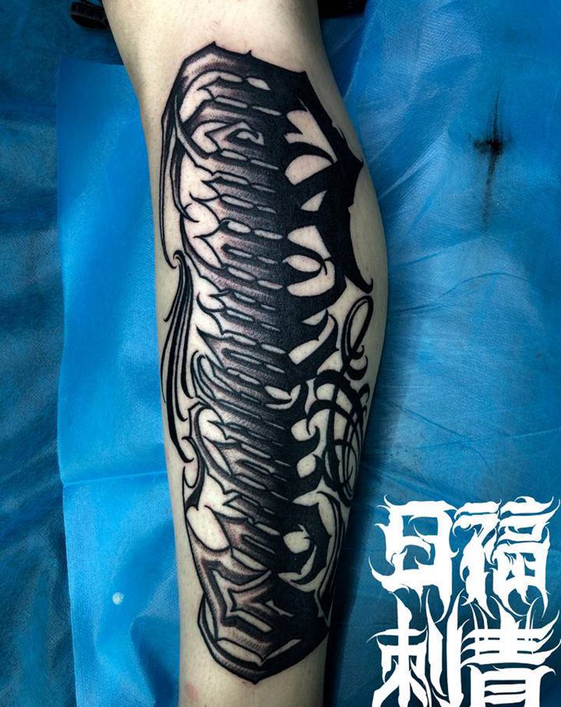 现场原创花体纹身图片_腿部花体字纹身图案