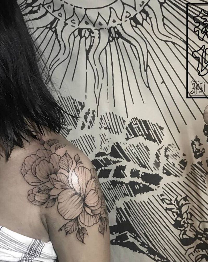 肩花纹身图片_肩部纹身图案