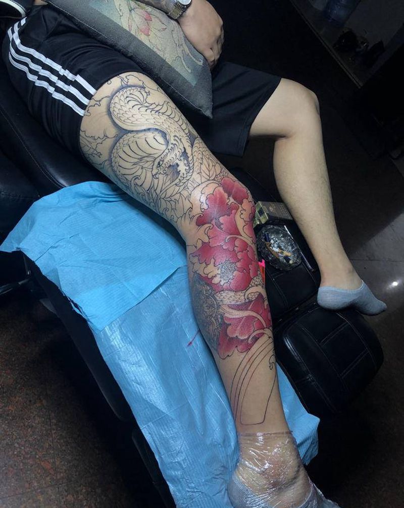 花腿纹身图片_腿部纹身图案