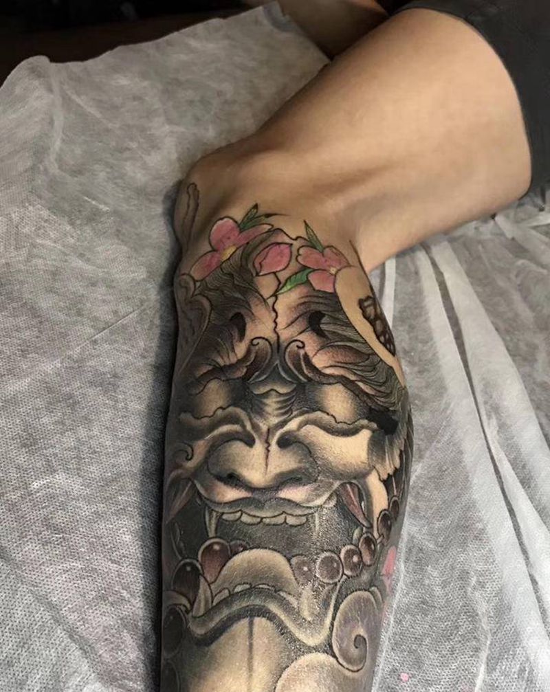 般若纹身图片_腿部新传统纹身图案