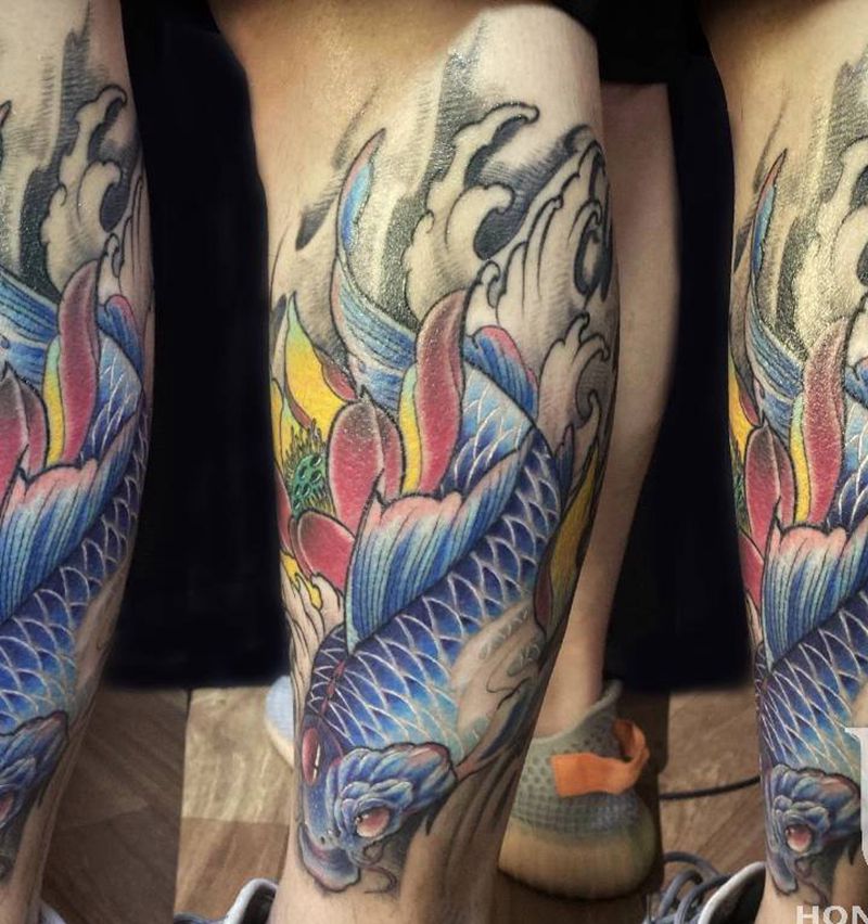 蓝鲤纹身图片_腿部新传统纹身图案