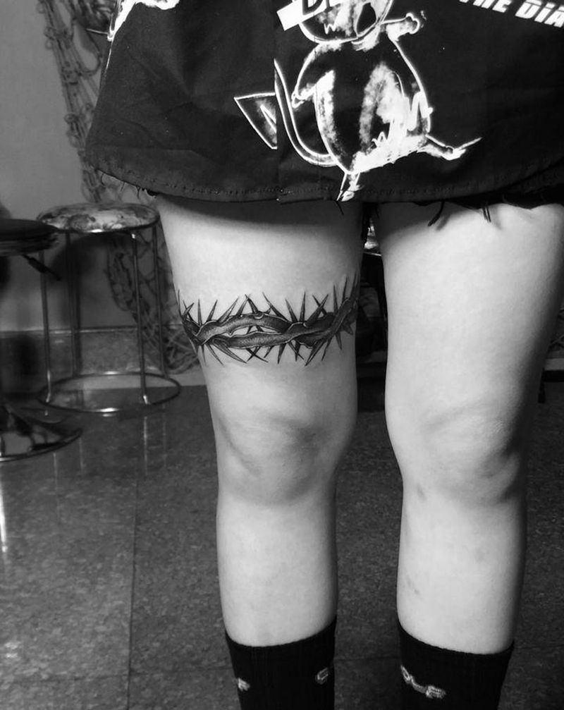 忘记叫啥了纹身图片_腿部纹身图案