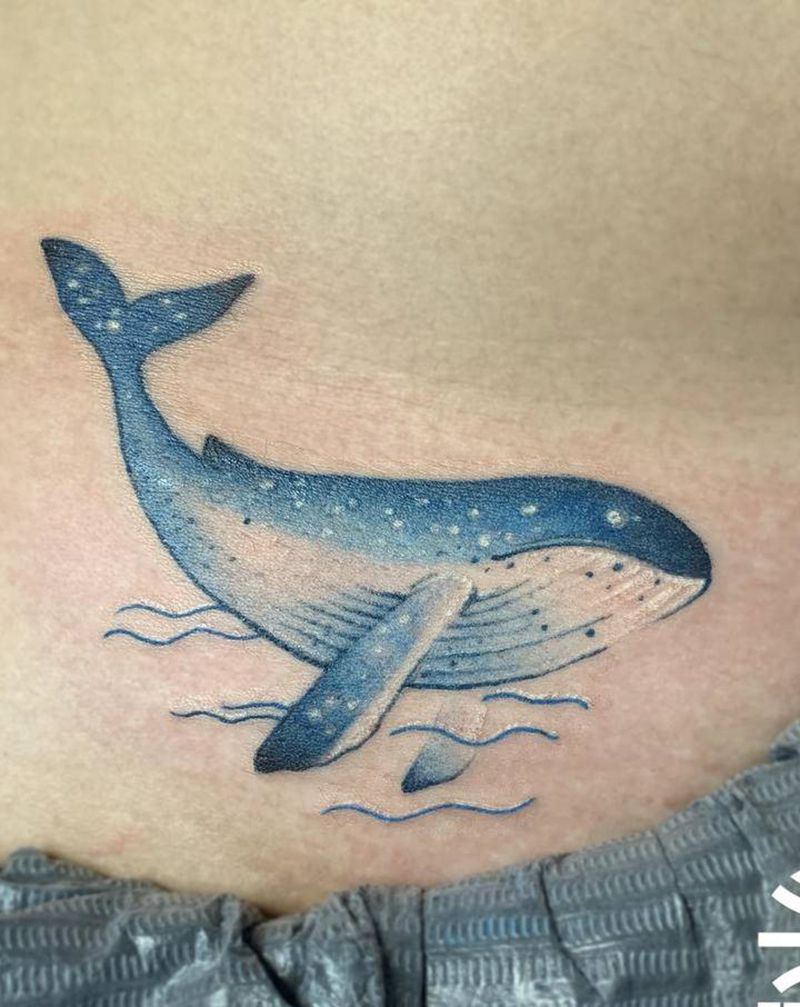 鲸鱼纹身图片_腹部纹身图案