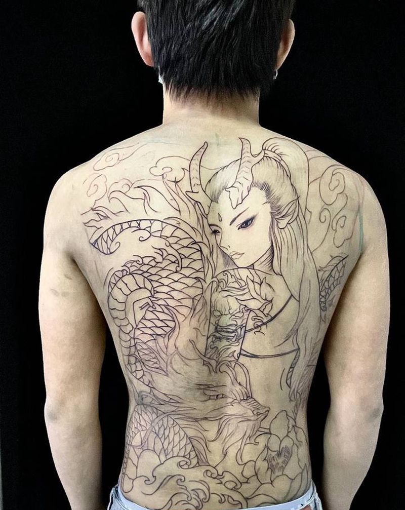 自带图：龙姬纹身图片_背部老传统客人自帶圖纹身图案