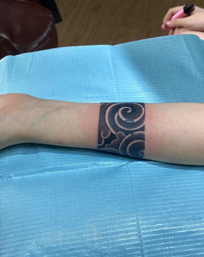 臂环纹身图片_手臂纹身图案