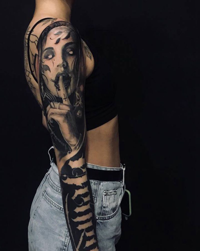 写实纹身图片_手臂花体字欧美写实纹身图案