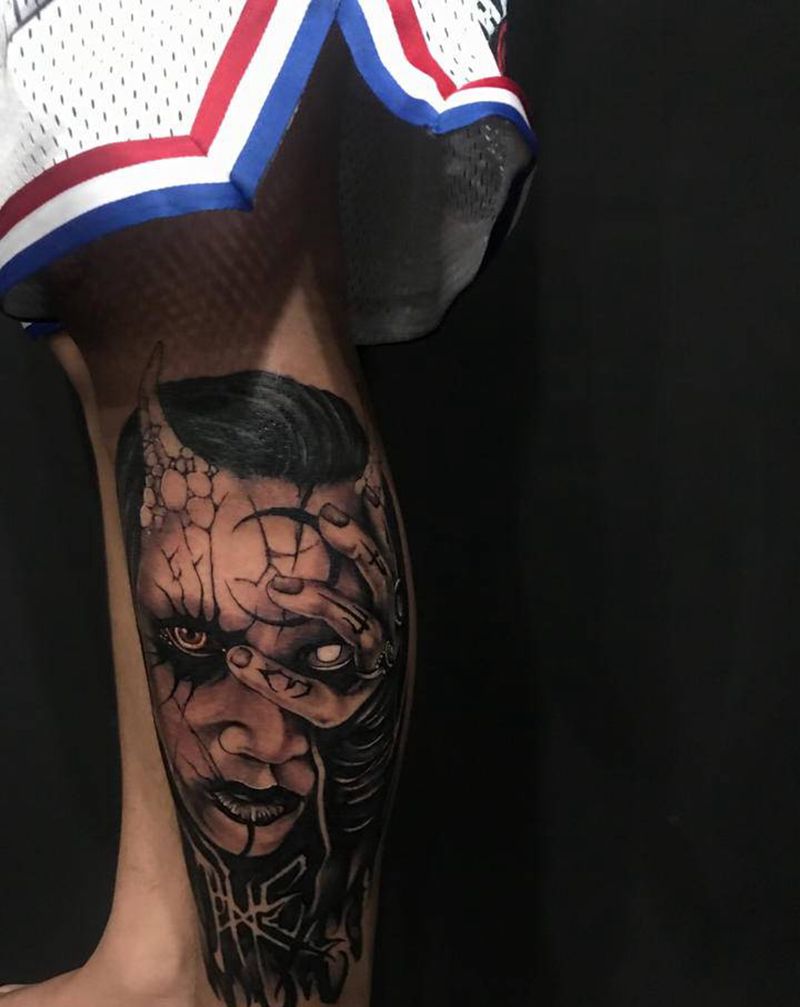 人物纹身图片_脚部欧美写实纹身图案