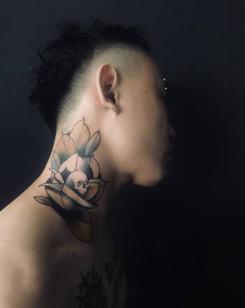 玫瑰纹身图片_颈部New School纹身图案