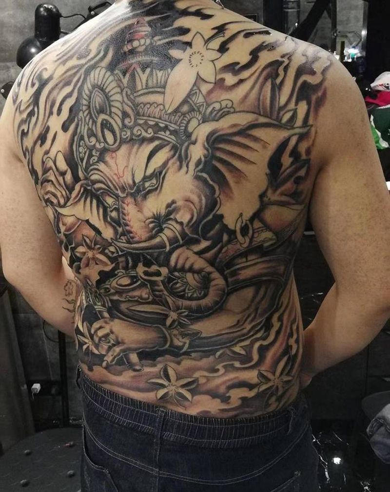 象神纹身图片_背部纹身图案