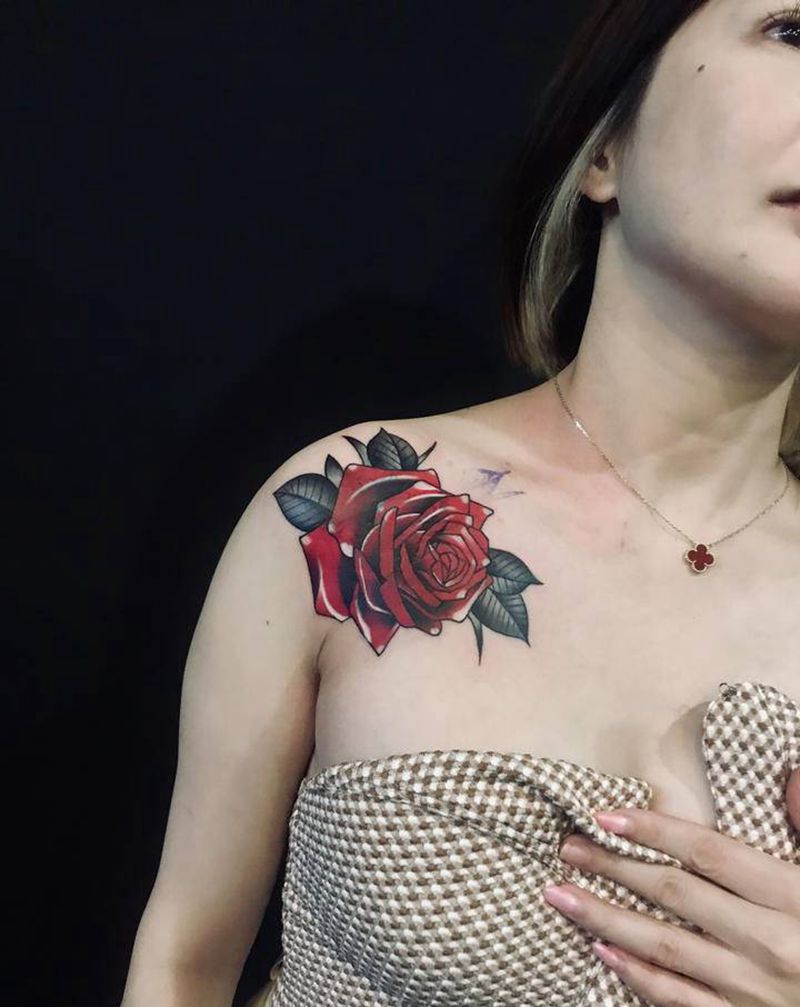 玫瑰盖图纹身图片_欧美写实纹身图案