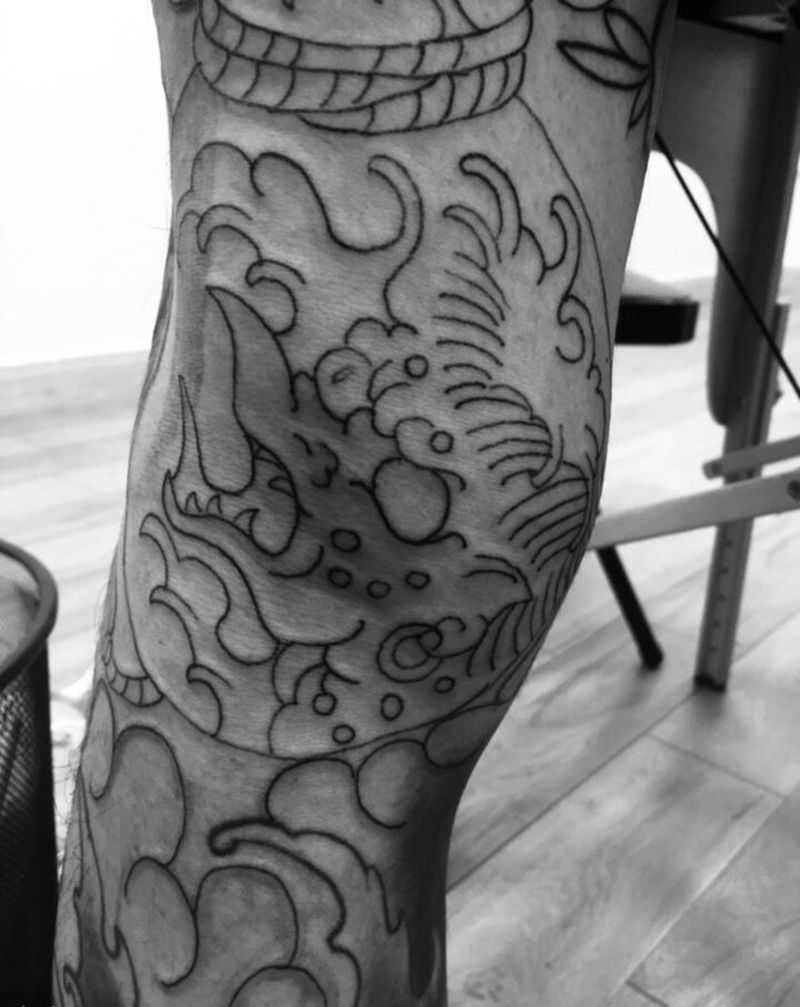 葫芦  客户修改添加 大腿一侧纹身图片_脚部老传统纹身图案