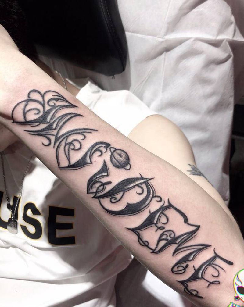 修改旧花体纹身图片_花体字纹身图案