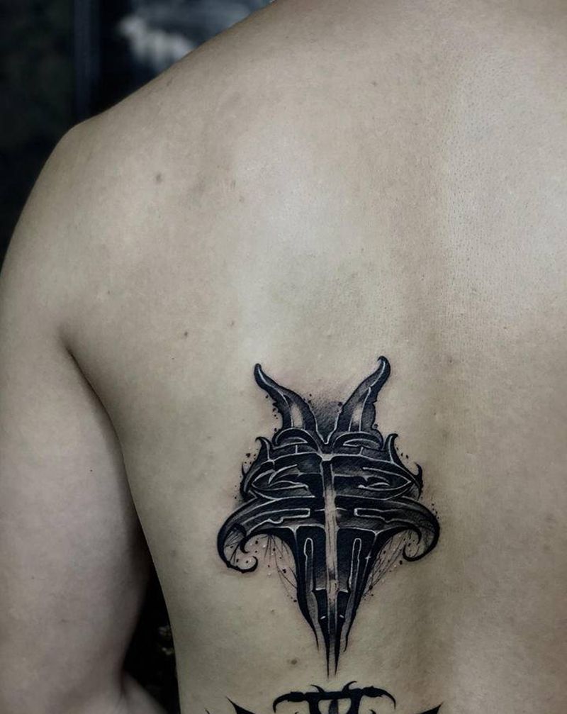 生肖 /羊纹身图片_背部纹身图案