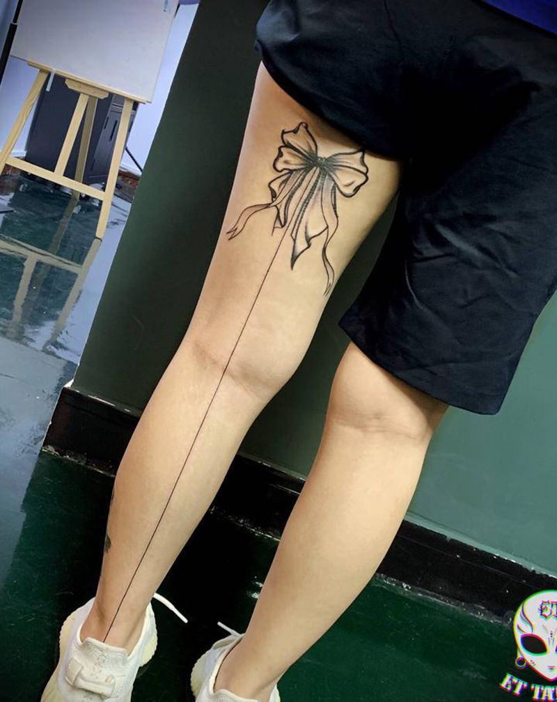 蝴蝶结➕直线纹身图片_腿部纹身图案