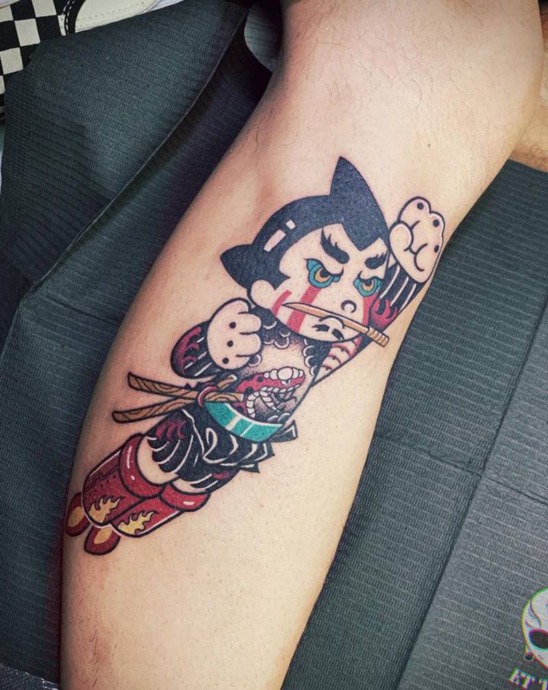 阿童木纹身图片_腿部纹身图案