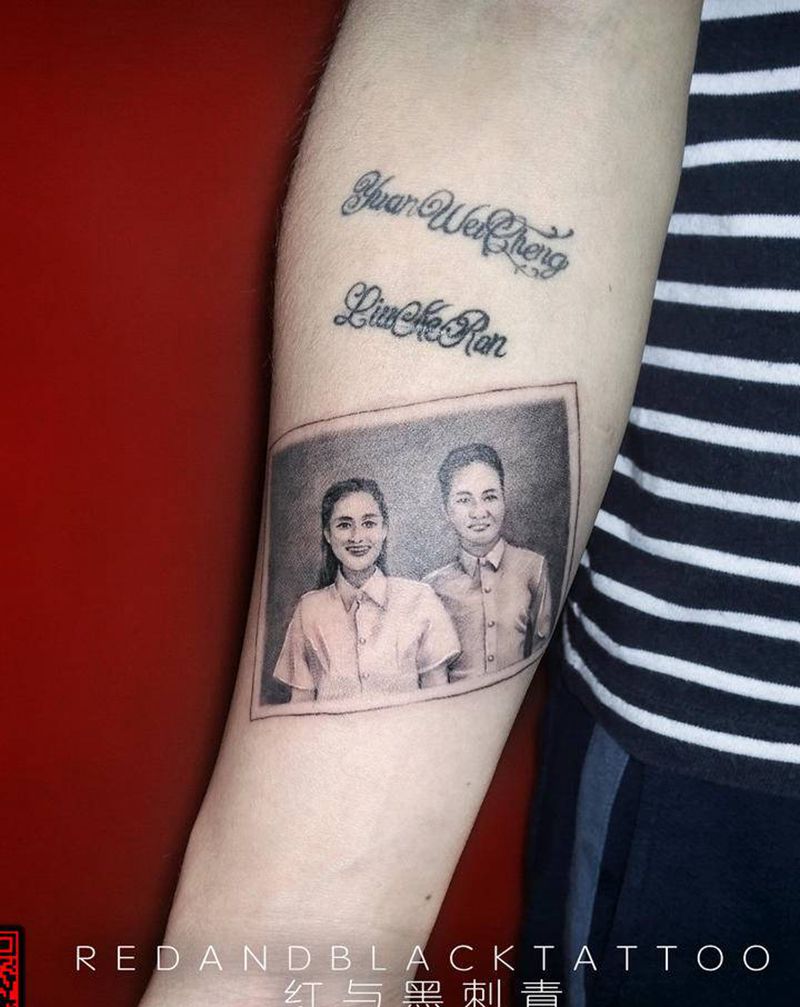 结婚照纹身图片_手臂欧美写实纹身图案