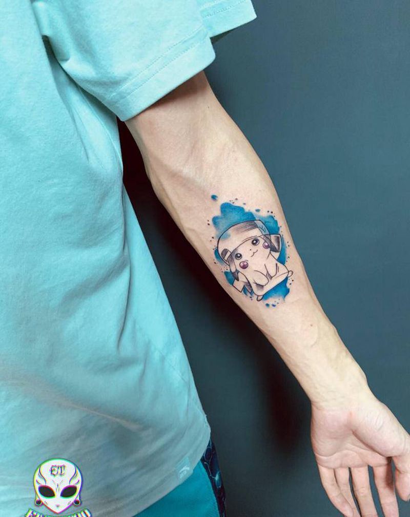 皮卡丘纹身图片_手臂水彩纹身图案