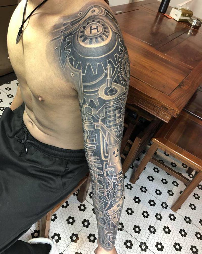 机械臂纹身图片_手臂手部写实新传统纹身图案