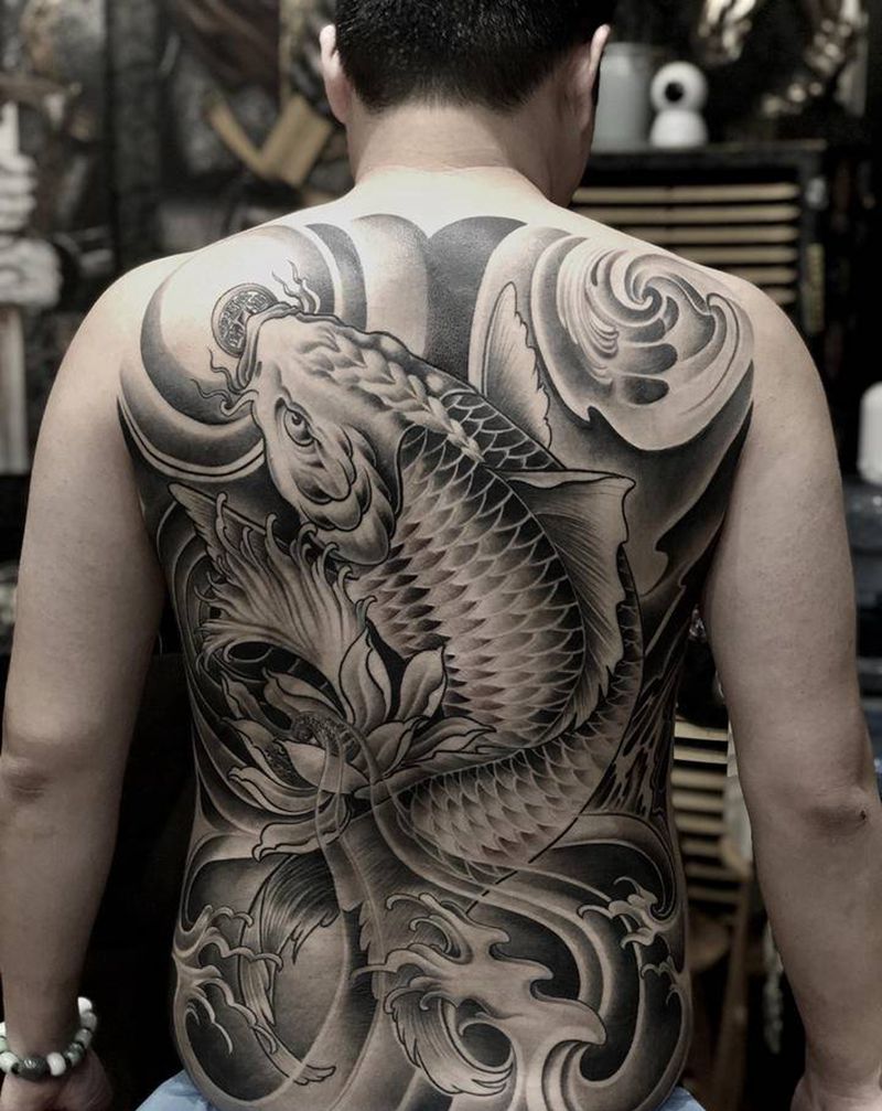 恢復纹身图片_背部纹身图案