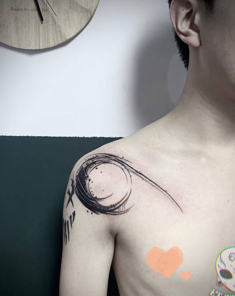 暗黑月亮纹身图片_手臂肩部点刺纹身图案