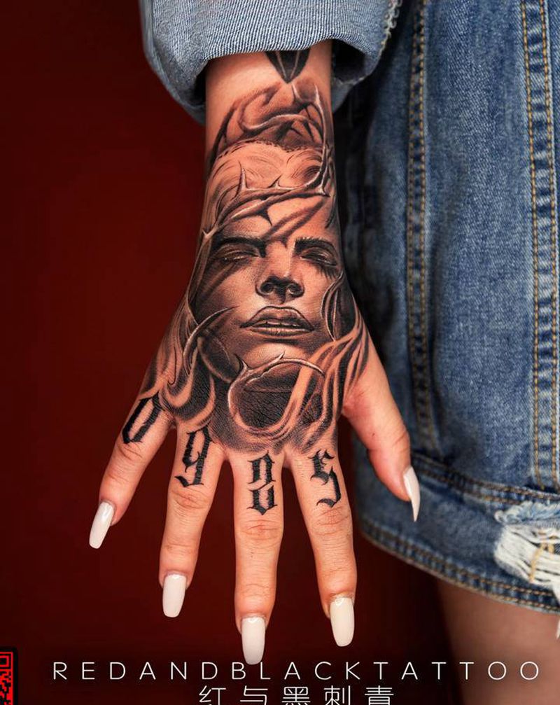 美人纹身图片_手臂欧美写实纹身图案