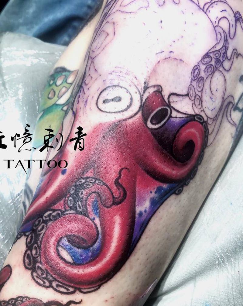 章鱼未完待续纹身图片_腿部New School纹身图案