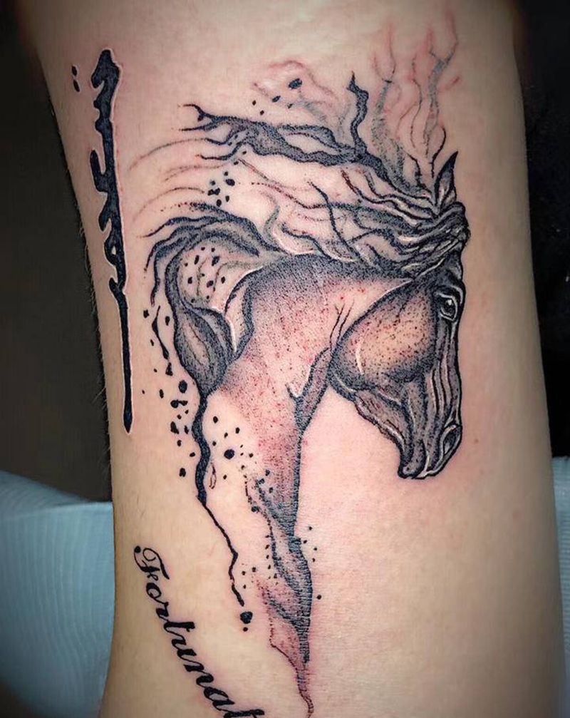 马纹身图片_手臂纹身图案