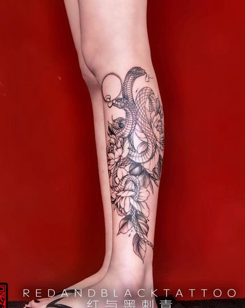 蛇纹身图片_腿部New School纹身图案