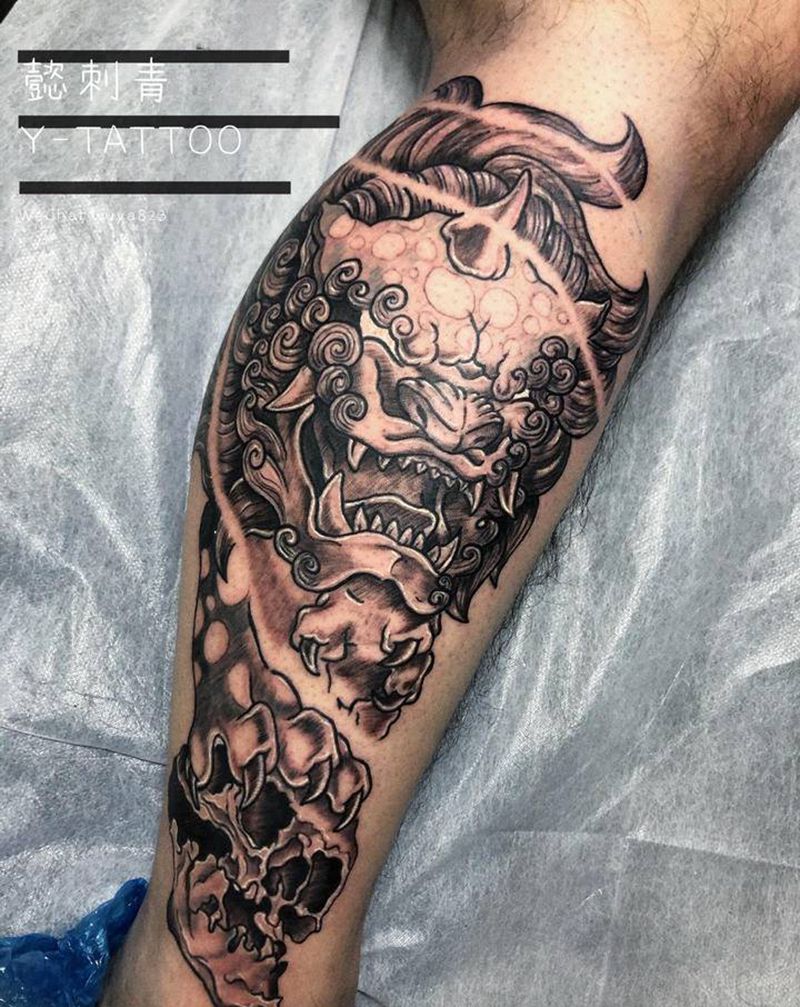 唐狮纹身图片_腿部纹身图案