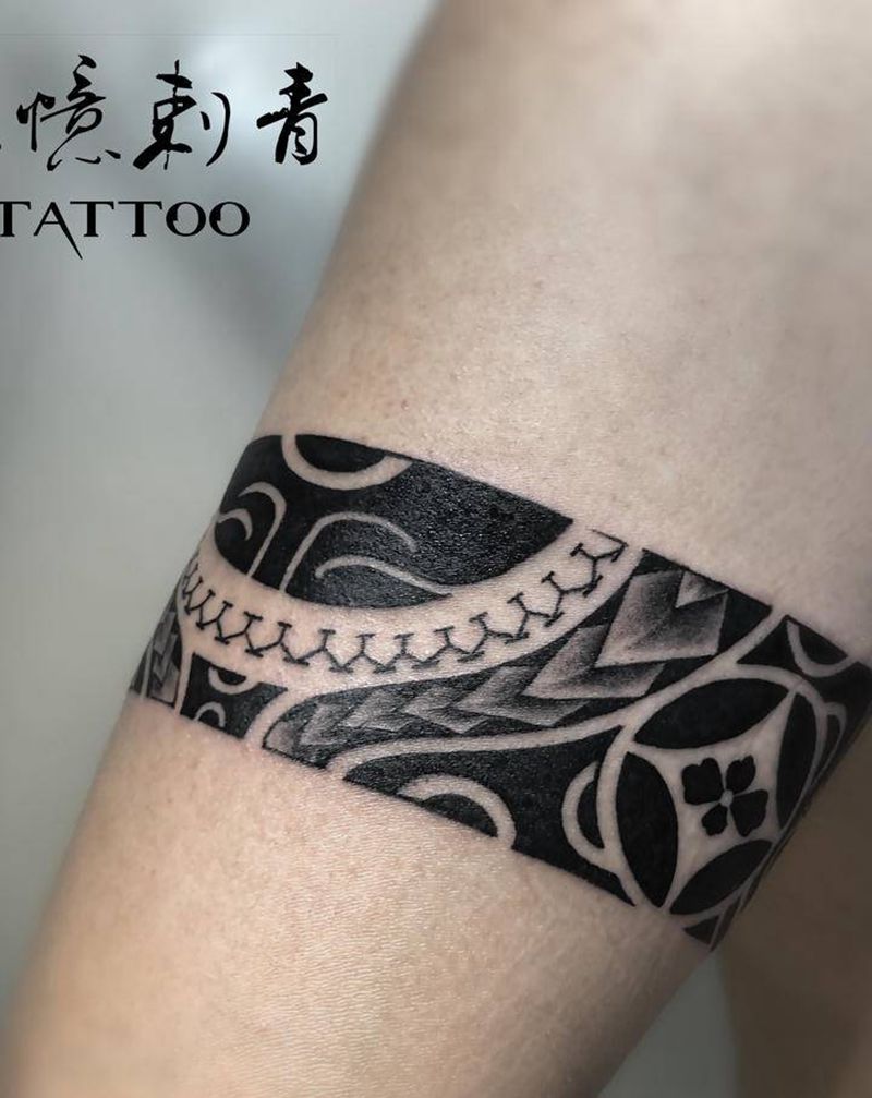 图腾臂环纹身图片_手臂图腾纹身图案
