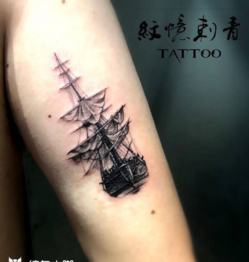 帆船纹身图片_手臂点刺纹身图案