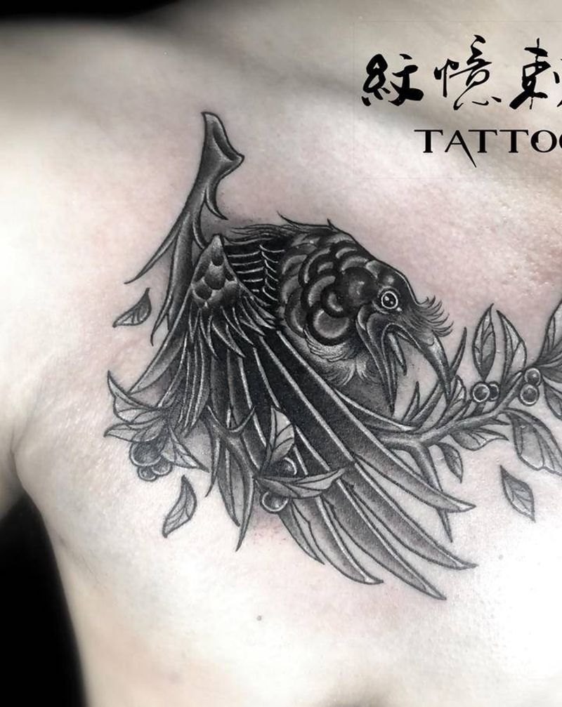 乌鸦纹身图片_胸部Old School纹身图案