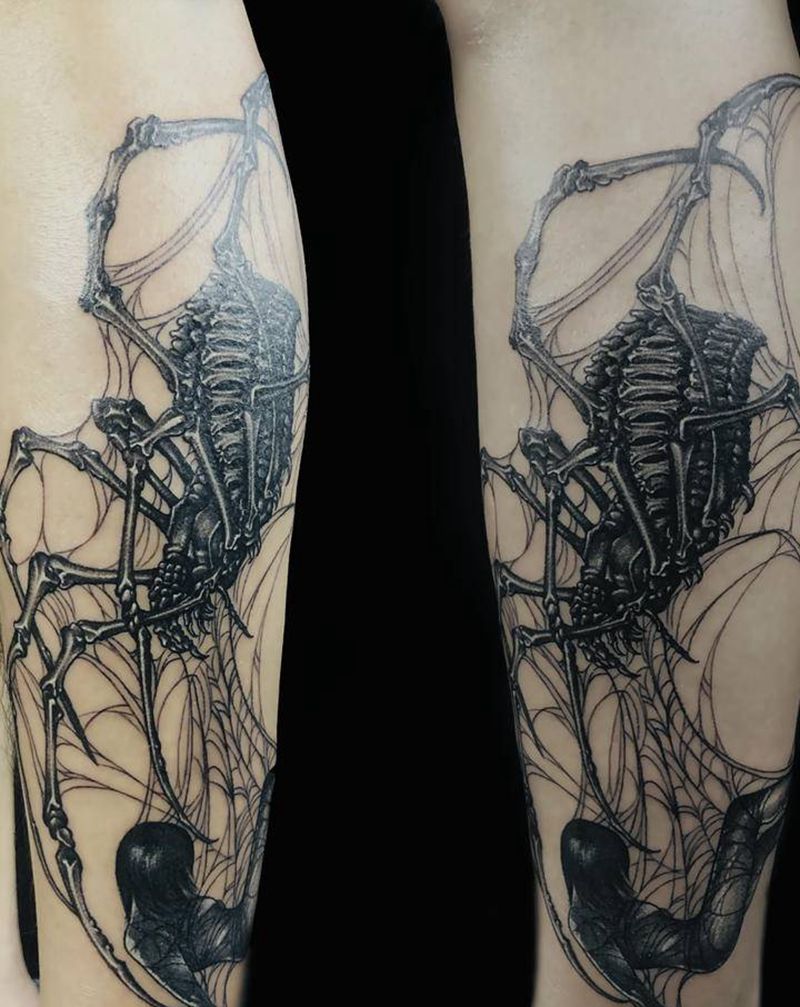暗黑蜘蛛纹身图片_腿部纹身图案