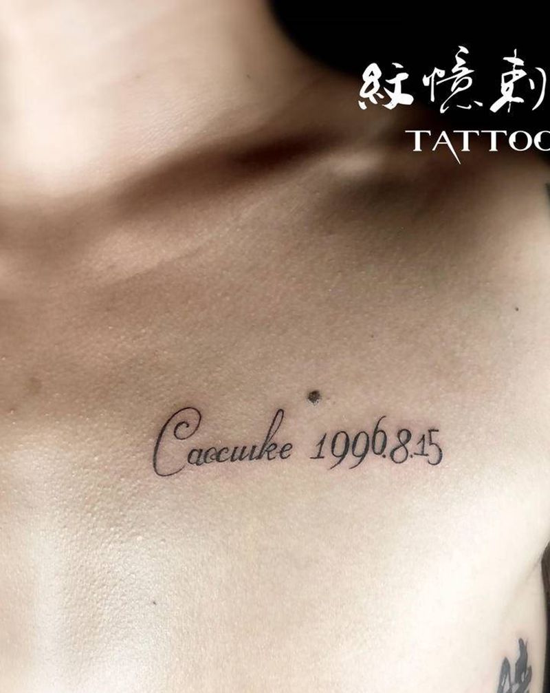 字母纹身图片_胸部花体字纹身图案