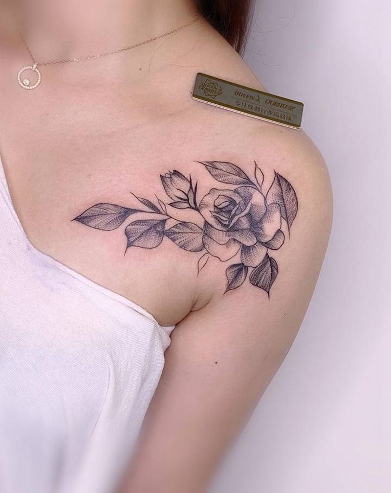 肩花纹身图片_肩部纹身图案