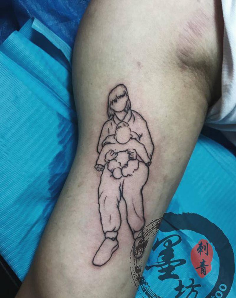 人物简体纹身图片_手臂小清新纹身图案