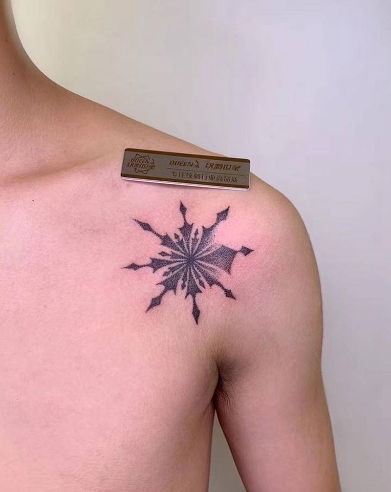 点刺纹身图片_肩部纹身图案