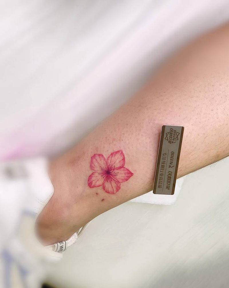 樱花～纹身图片_脚部纹身图案