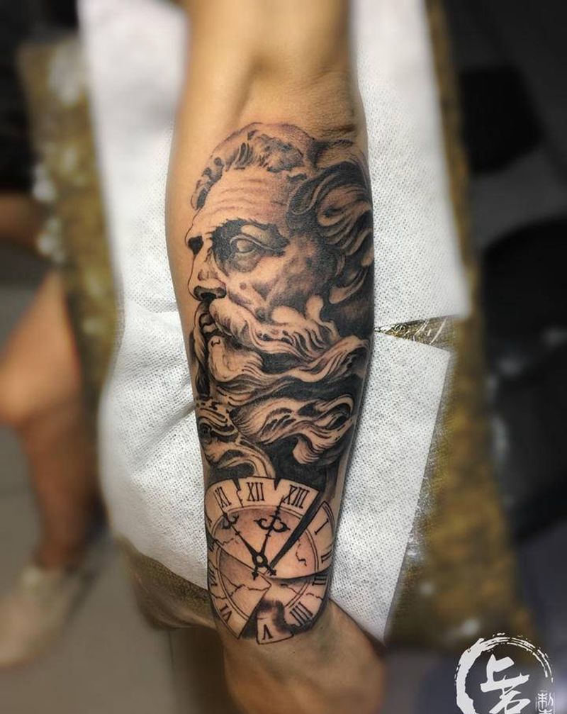 波赛冬海神纹身图片_手臂欧美写实纹身图案
