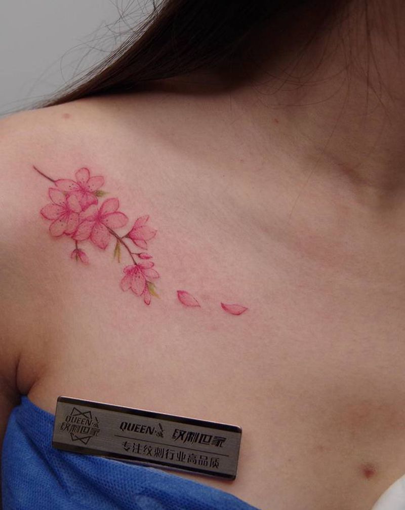 梅花～纹身图片_肩部纹身图案
