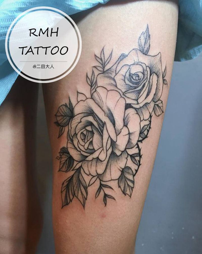 素花纹身图片_腿部素花纹身图案