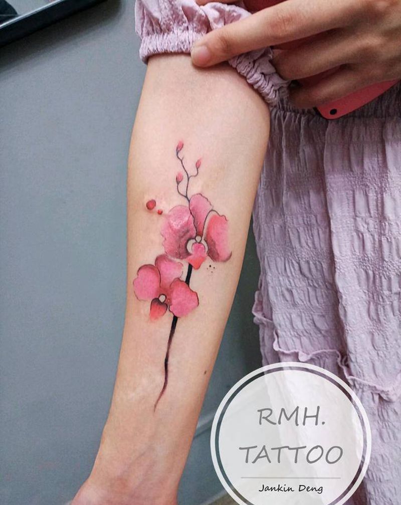 小伤疤遮盖纹身图片_手臂水彩纹身图案