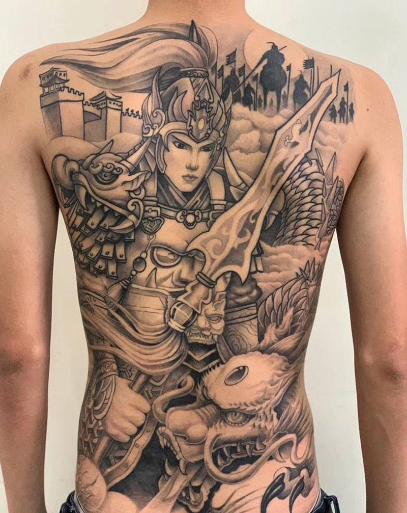 第三个赵子龙纹身图片_背部臀部新传统纹身图案