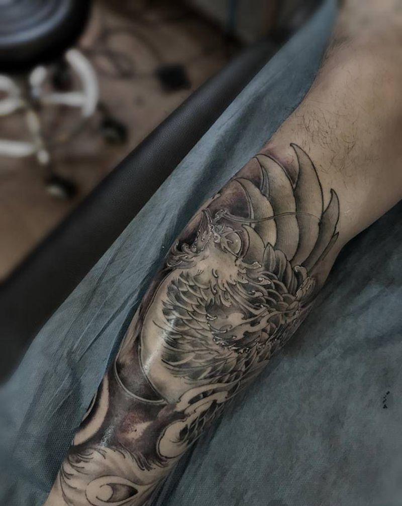 凤凰恢复后效果纹身图片_腿部新传统纹身图案