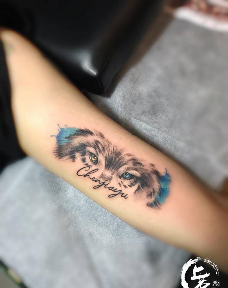 狼眼纹身图片_手臂水彩欧美写实纹身图案