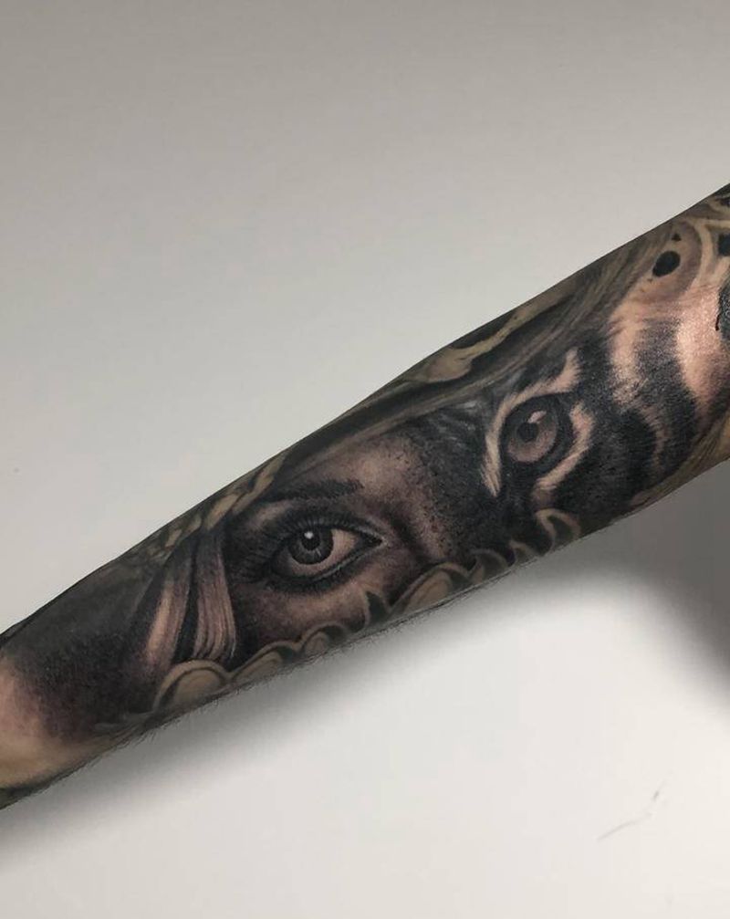 眼纹身图片_手臂欧美写实纹身图案